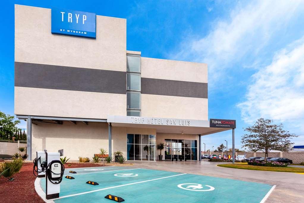 Hotel Tryp By Wyndham San Luis Potosí Udogodnienia zdjęcie