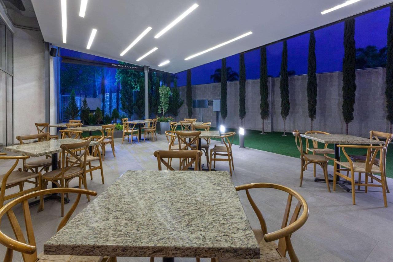 Hotel Tryp By Wyndham San Luis Potosí Zewnętrze zdjęcie