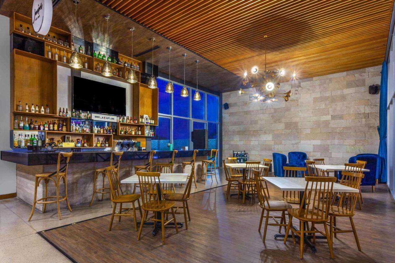 Hotel Tryp By Wyndham San Luis Potosí Zewnętrze zdjęcie